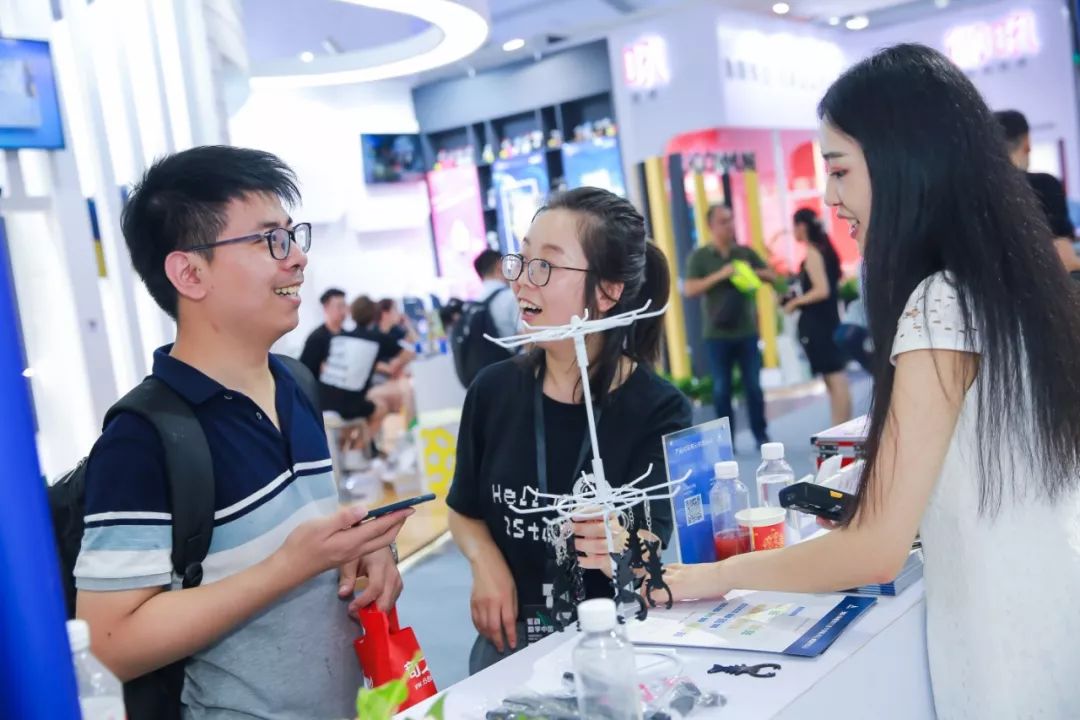 1538286391472354.jpg ZStack定制周边1.jpg